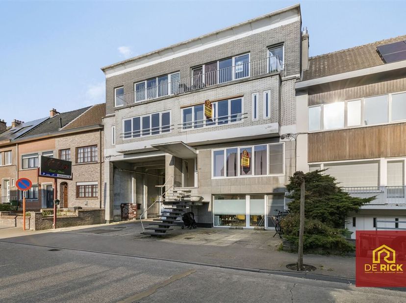 Découvrez cet appartement confortable au coeur d&#039;Alost, idéal pour débuter ou pour investir.&lt;br /&gt;
Cet appartement spacieux de 84 m2 offre un salon et