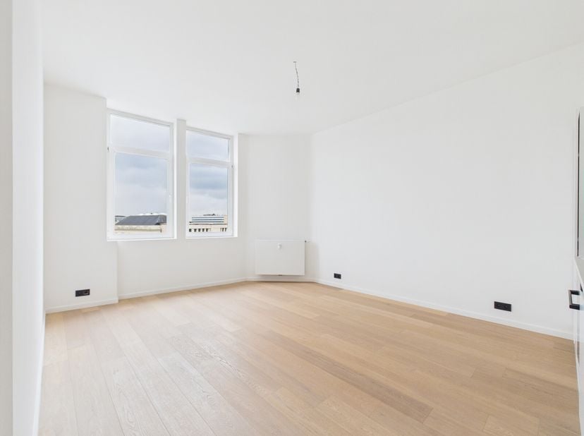 Place Royale - Mont des Arts | Appartement 1 chambre rénové&lt;br /&gt;
Limmeuble, conçu en 1908 par larchitecte Franz Van Ophem, est inscrit à linventaire