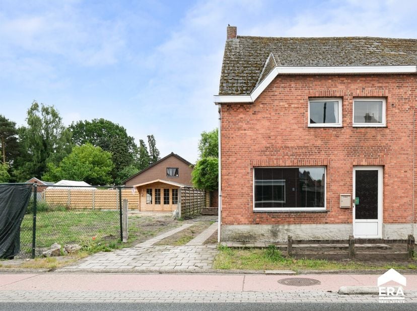 [[ DIT PAND NEEMT DEEL AAN DE ERA OPEN HUIZEN DAG OP 14/6 VAN 14:30 TOT 15:30 ]] Gezinswoning met 3 slaapkamers te koop in Lommel!Lommel-Barrier: HOB