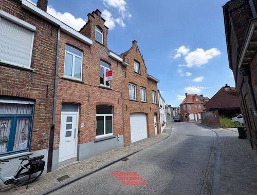                                         Woning te huur in Brugge, € 800
