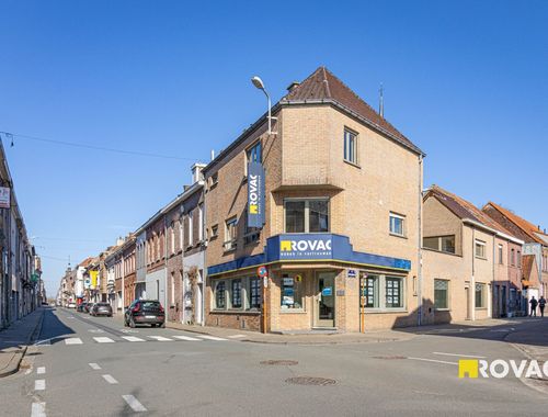                                         Commerce à louer à Izegem, € 2.150
