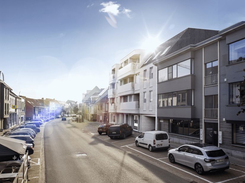 Dit knap nieuwbouwappartement is gelegen op de eerste verdieping van nieuwbouwresidentie Perla, op een boogscheut van winkels, openbaar vervoer, schol