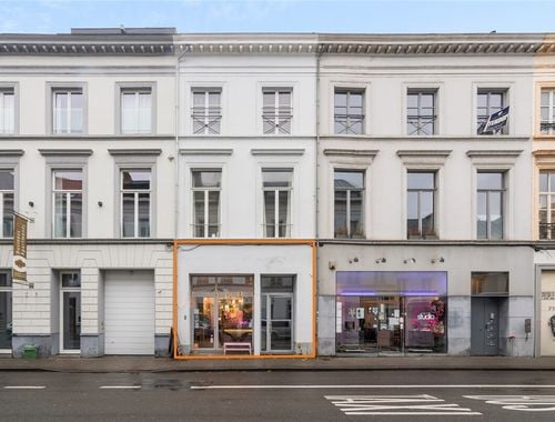                                         Gemengd gebruik te koop in Gent, € 360.000
