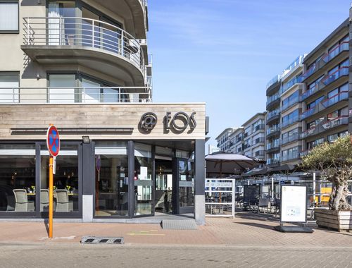                                         Handelsgelijkvloers te koop in Sint-Idesbald, € 675.000

