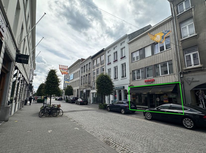 NL. Telefonisch worden geen bezoekmomenten geregeld. Wenst u een bezoek? Gelieve dan het invulveld van deze website te vervolledigen met uw naam, uw t