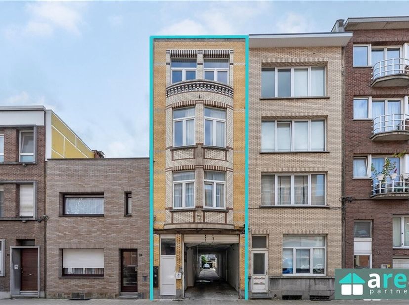 Bien professionnel à vendre
                    à 2170 Merksem