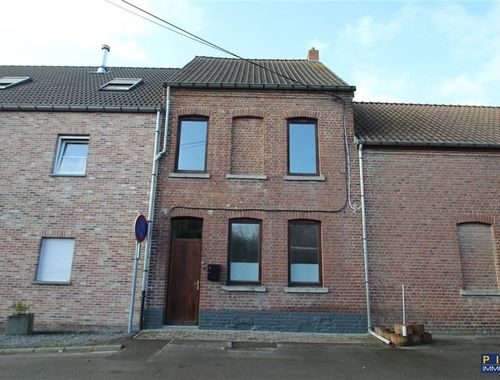                                         Appartement à louer à Warchin, € 625
