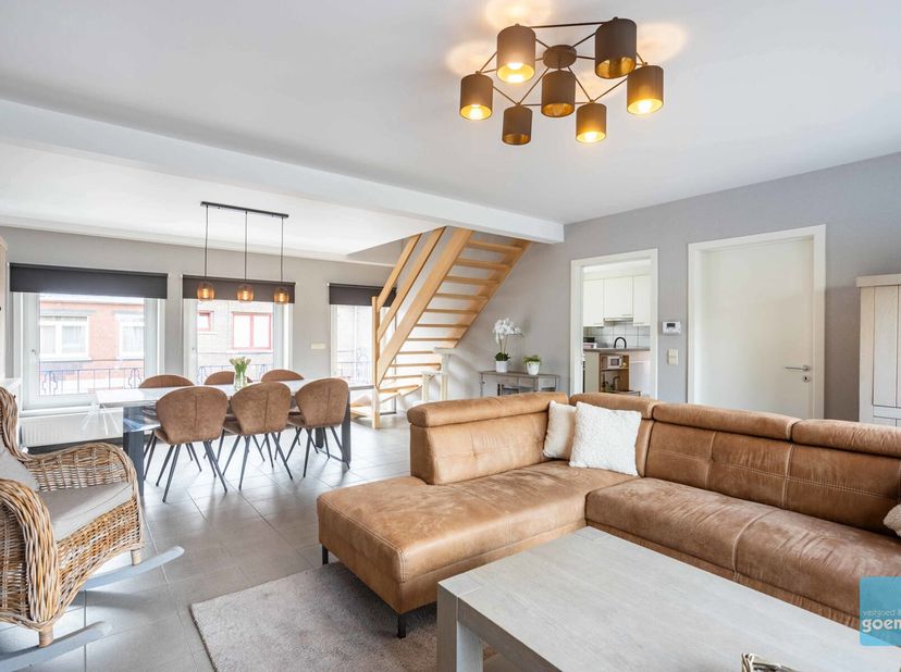 APPARTEMENT TE KOOP IN BERLARE - In het hart van het rustige Overmere vind je dit instapklare appartement met alles wat je nodig hebt voor comfortabel