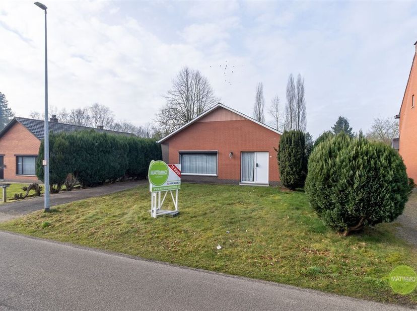 Maison de plain-pied sur un grand terrain à Balen&lt;br /&gt;
Située dans une rue calme de Balen, près du canal et à distance de marche du centre d&#039;Olmen, c