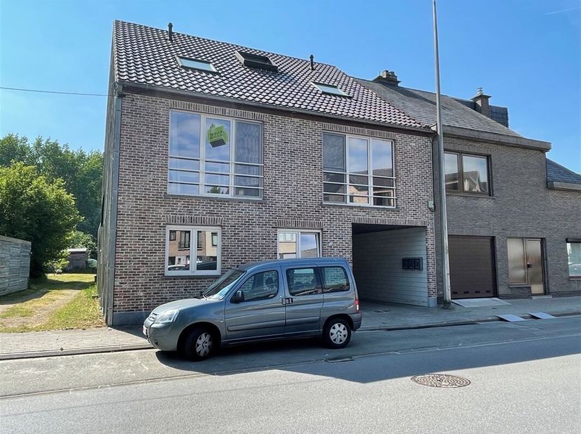 Appartement à louer
                    à 9200 Sint-Gillis-Bij-Dendermonde