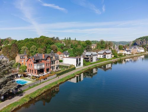                                         Woning te koop in Wépion, € 1.395.000

