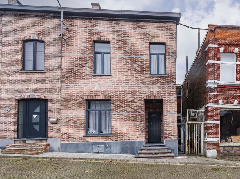 Huis te koop
                    in 6183 Trazegnies
