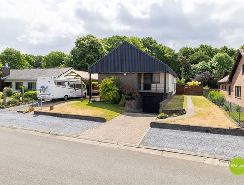                                         Maison unifamiliale à vendre à Kwaadmechelen, € 310.000

