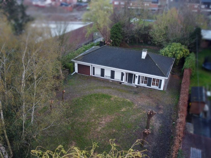 Unieke kans: Bouw uw droomwoning aan 6% BTW!&lt;br /&gt;
&lt;br /&gt;
Een prachtig perceel van 2018 m² met ruime woning.  Dankzij de gunstige regeling kan u hier