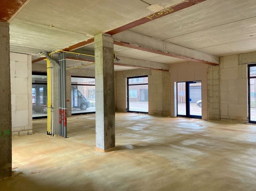 Bien professionnel à vendre
                    à 2440 Geel