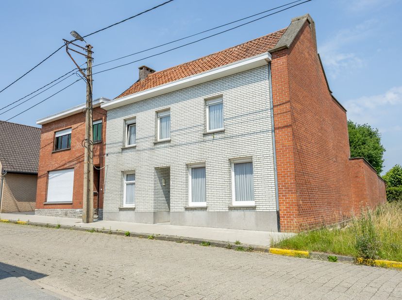 Maison à vendre
                    à 8554 Sint-Denijs