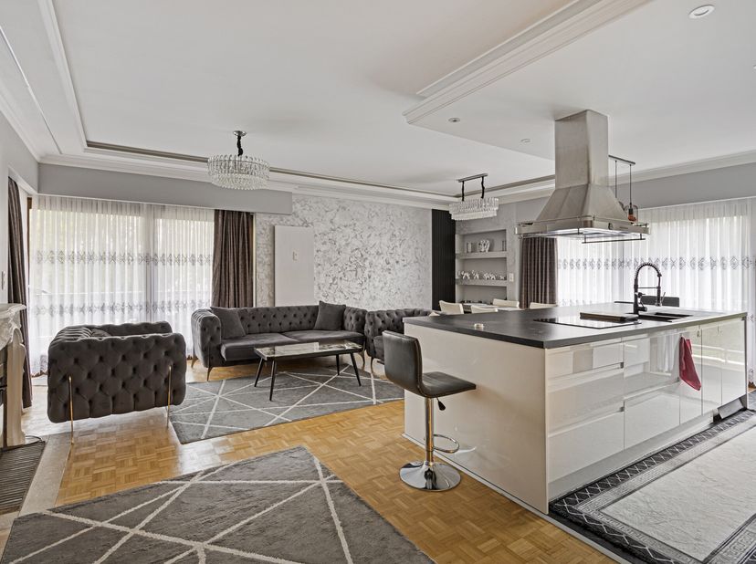 Vous recherchez un appartement contemporain et spacieux avec beaucoup de lumière? Découvrez ce magnifique appartement situé au Nieuwelaan 125, 1853 St