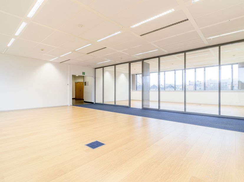 BREEAM EXCELLENT Parc scientifique de Louvain-la-Neuve | Beau plateau de bureau modulable  | 912 m² répartit sur deux plateaux égal avec une même port