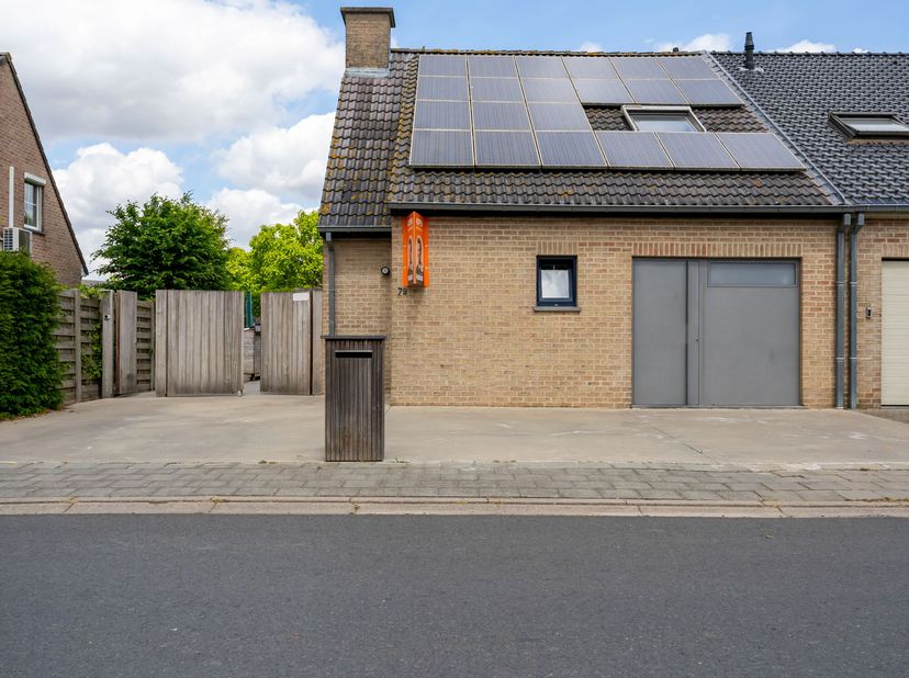 Instapklare halfopen woning met 4 slaapkamers en EPC B te koop in Gullegem!&lt;br /&gt;
Op zoek naar een ruime, energiezuinige gezinswoning in een rustige b