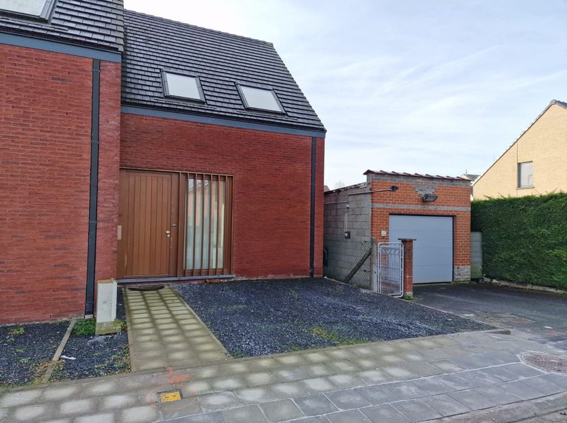 Huis te koop
                    in 7800 Ath