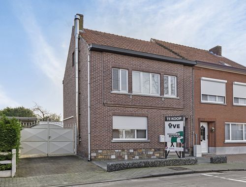                                         Maison à vendre à Wommersom, € 299.000
