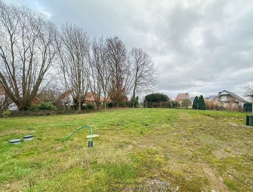                                         Bouwgrond te koop in Moerbeke, € 135.000
