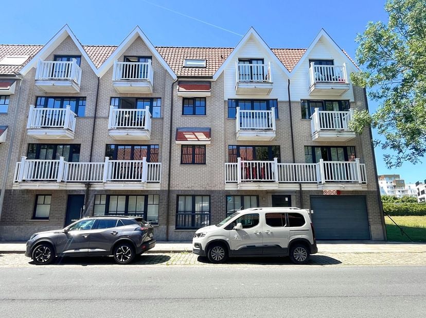Tof één slaapkamer appartement nabij de oude vismijn te Zeebrugge. Leuke ligging nabij de vernieuwde jachthaven en op enkele minuten wandelen van ware