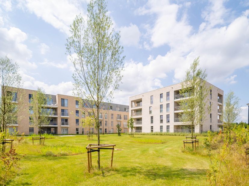 Appartement te koop
                    in 2440 Geel