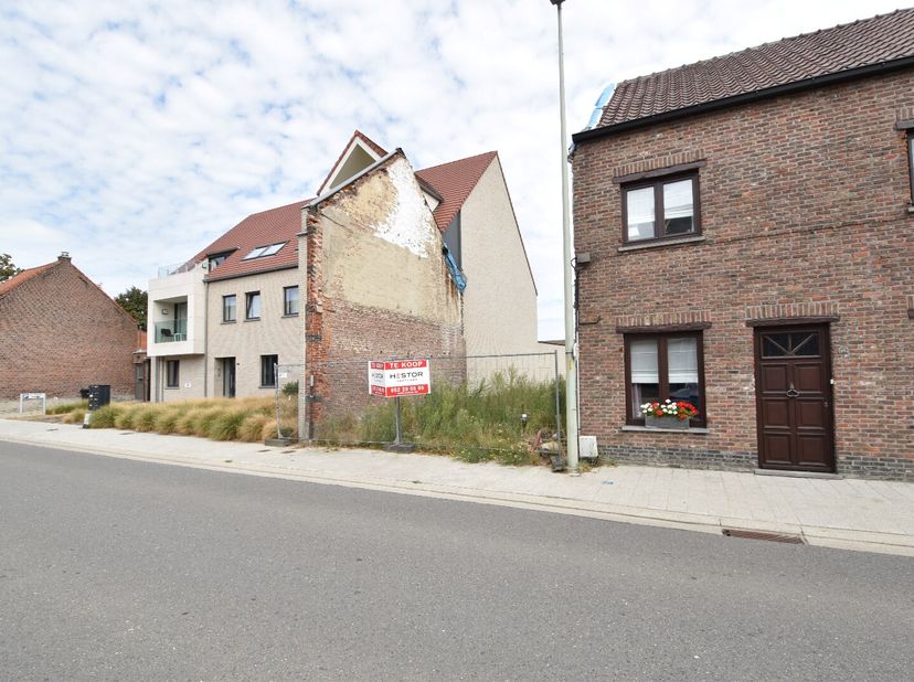 U zoekt al lang naar een leuk stukje grond waar u uw dromen op kan realiseren?&lt;br /&gt;
Deze betaalbare bouwgrond is gelegen vlakbij het centrum van Haas