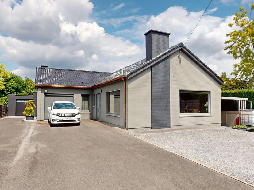 Maison à vendre
                    à 9750 Huise