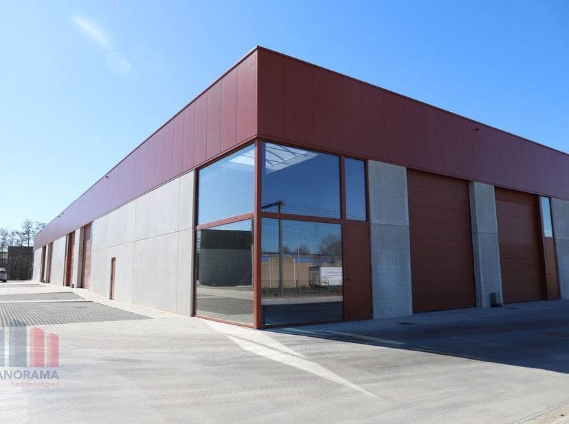 Bien professionnel à vendre
                    à 8870 Izegem