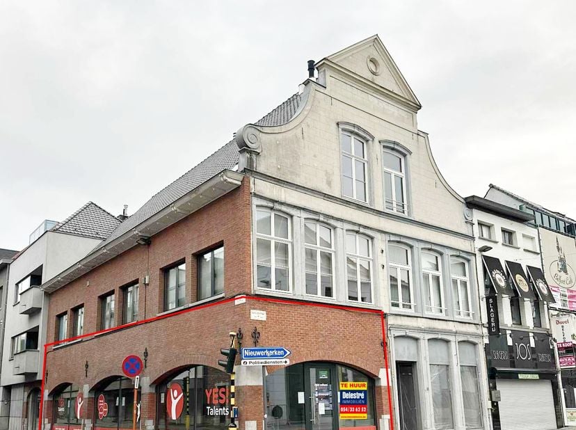 Bien professionnel à louer
                    à 9300 Aalst