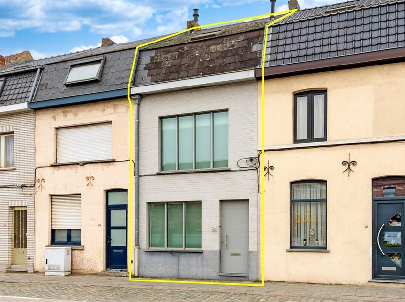 Afspraak bezoekdag TELEFONISCH via Jari Wante op 0470/21.14.82.&lt;br /&gt;
Deze architecturale woning geniet van een gunstige ligging met alle voorzieninge