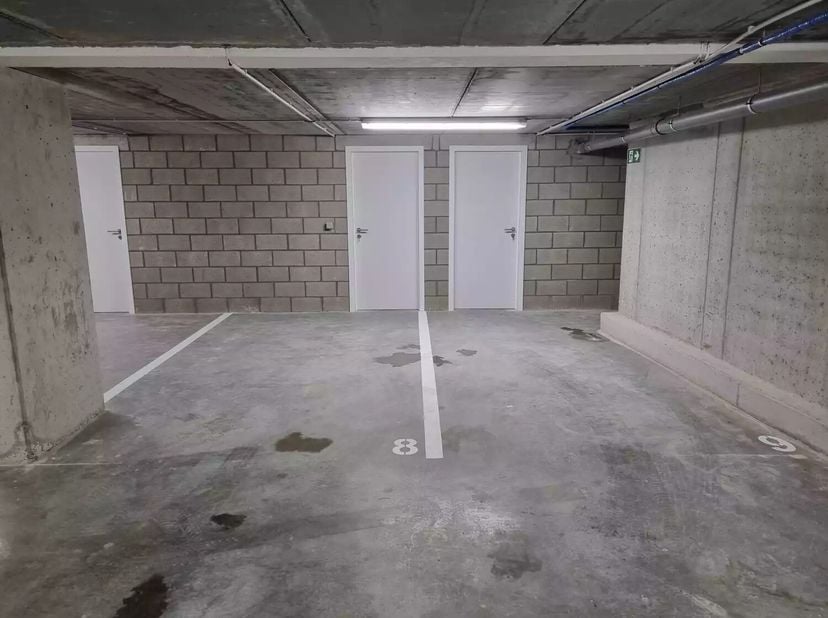 Vous souhaitez protéger votre voiture contre d&#039;éventuels dommages ou vols, mais vous ne trouvez pas d&#039;endroit sûr pour la garer ? Vous êtes à la reche