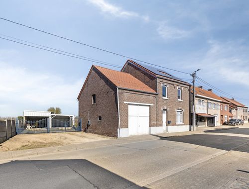                                         Maison à vendre à Drieslinter, € 359.000
