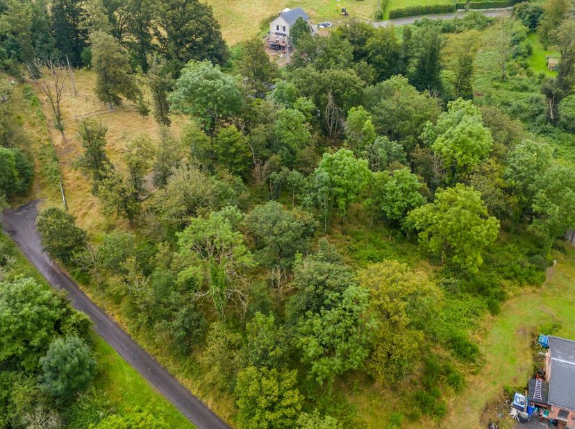 L&#039;agence immobilière ERA B-LUX a le plaisir de vous proposer un terrain à bâtir de 5.2 ares (Lot 3), avec un projet immobilier approuvé pour des maiso