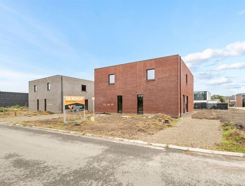                                         Eengezinswoning te koop in Peer, € 221.914
