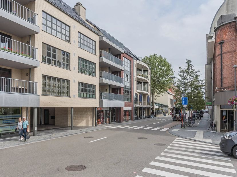 Appartement à vendre
                    à 2400 Mol