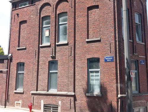                                         Appartement à louer à Mons, € 560

