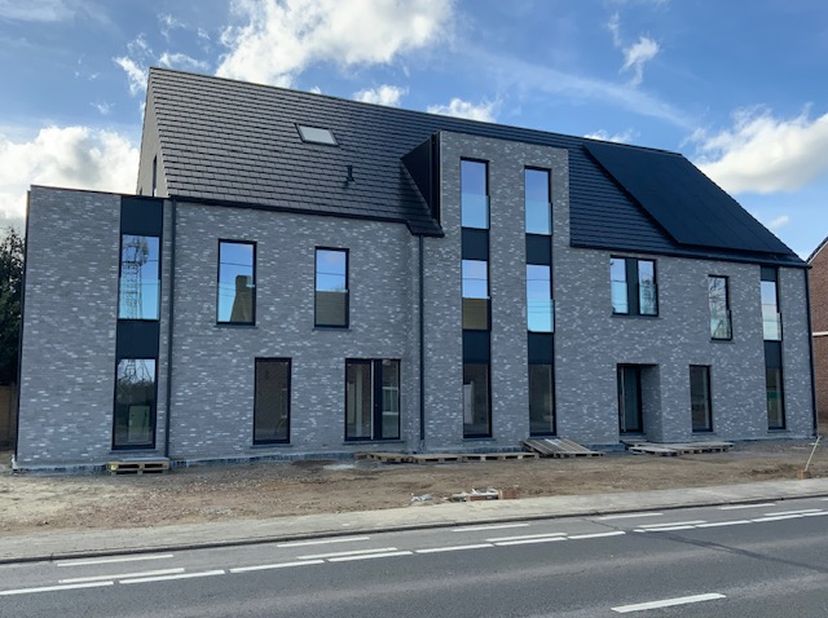 Appartement à louer
                    à 3650 Rotem