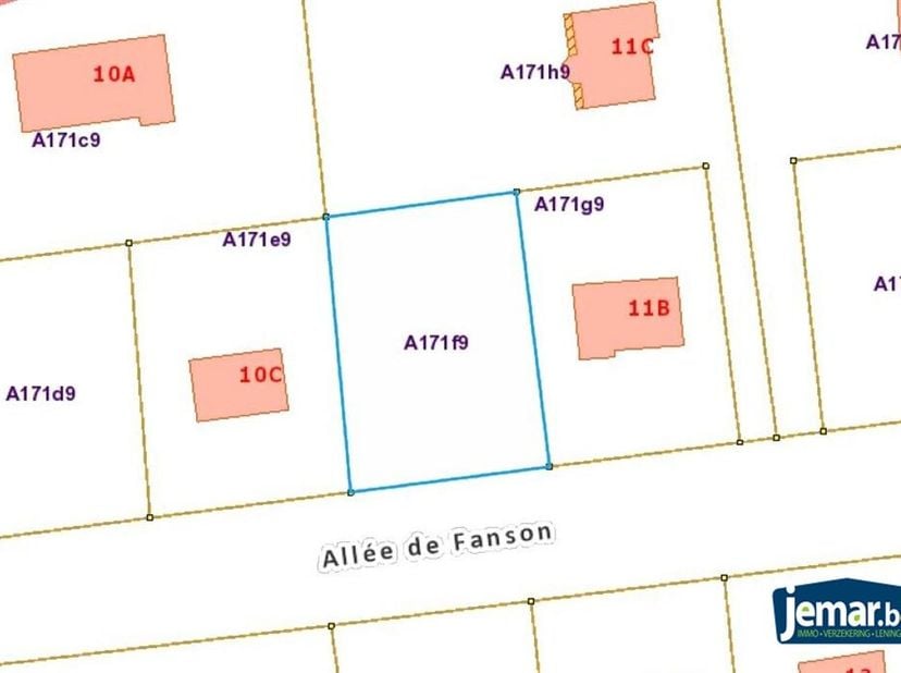 Ce beau terrain à bâtir est situé à Ferrières. Ce terrain avec belle situation calme de 10a00ca est orienté au nord et a une largeur à la rue de 25m50