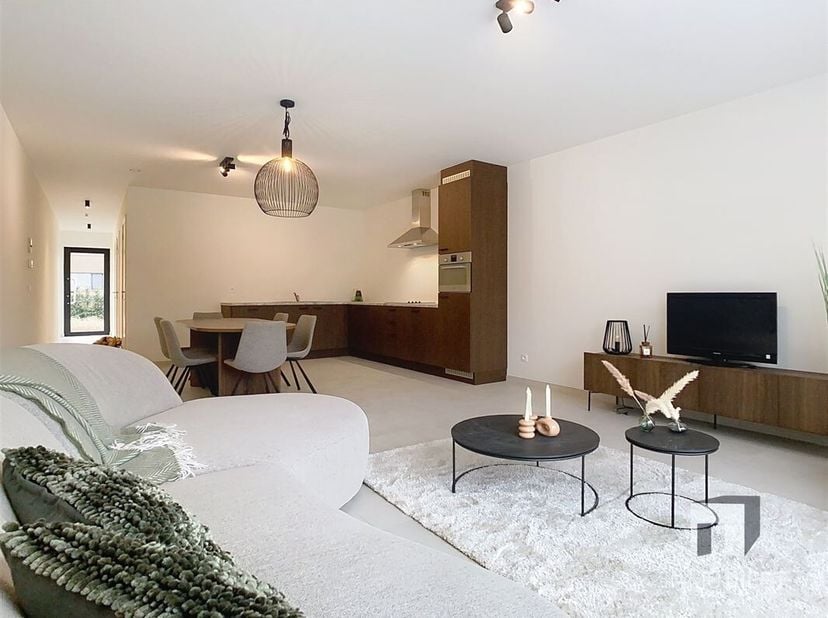 Mis deze kans niet en koop dit appartement dit jaar nog aan 6% BTW!!&lt;br /&gt;
Wees snel en boek je afspraak bij Immodiest 013/31.25.22.&lt;br /&gt;
Het apparte
