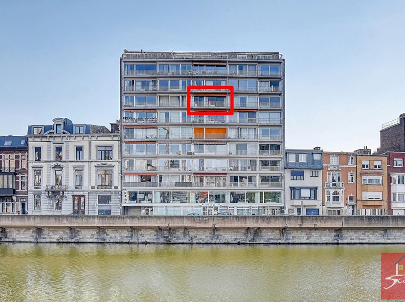 Visite virtuelle : https://my.matterport.com/show/?m=hDLLQumDS3A- Limmobilière Sciara a le plaisir de vous présenter ce très lumineux appartement 2 ch