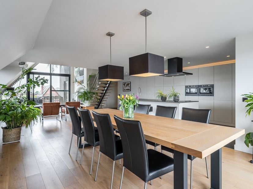 Les points forts sont qu&#039;il s&#039;agit d&#039;un appartement parfaitement isolé avec un label A, &lt;br /&gt;
avec une belle décoration personnalisée durable haut de