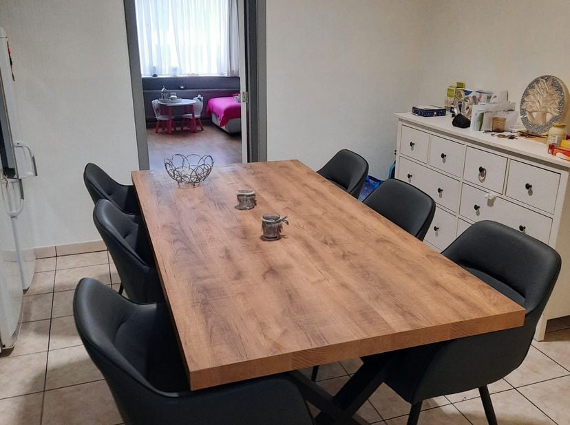 Appartement à louer
                    à 8501 Heule