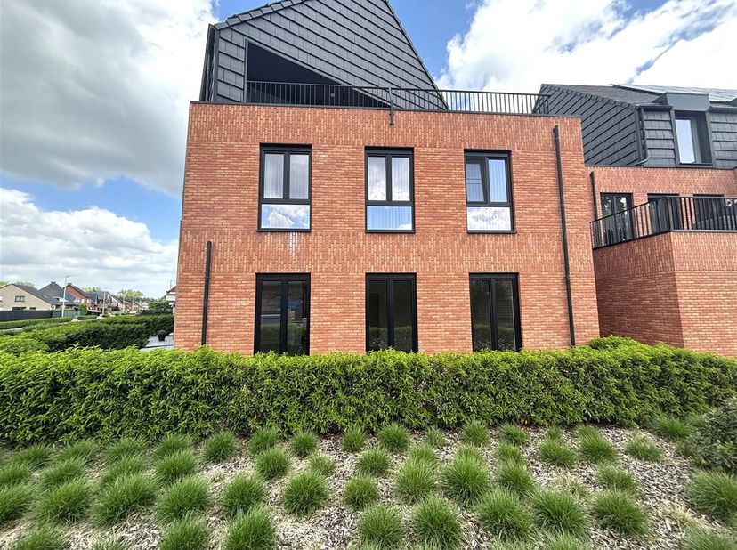 Appartement à louer
                    à 2430 Vorst