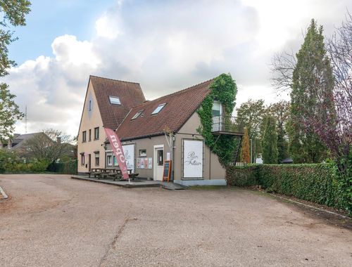                                         Commercieel Gebouw te koop in Zolder, € 220.000

