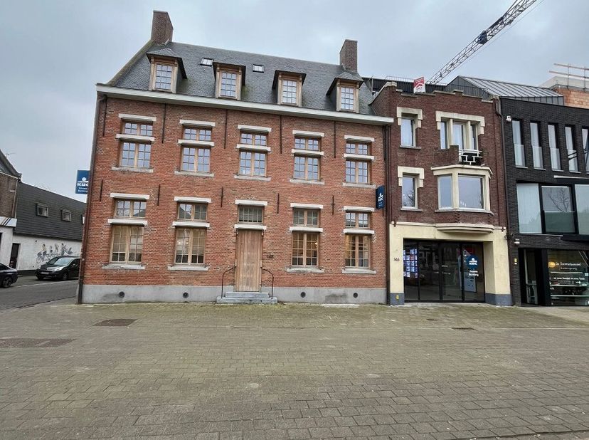 Bien professionnel à louer
                    à 2320 Hoogstraten