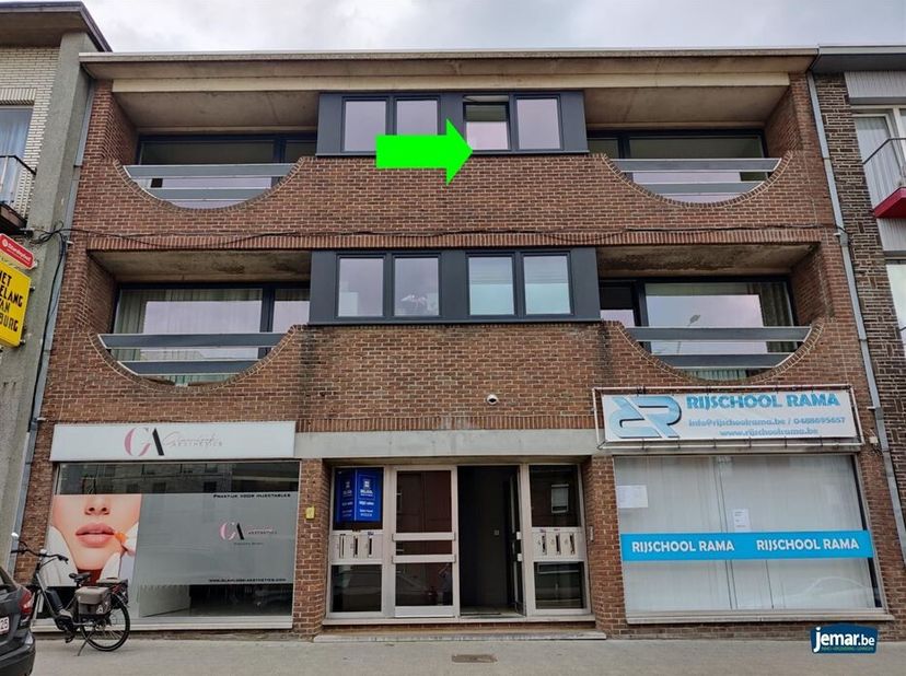 Appartement met 2 slaapkamers op tweede verdiep in het centrum van Maasmechelen.&lt;br /&gt;
Het appartement bestaat uit de woonkamer met aansluitend de keu