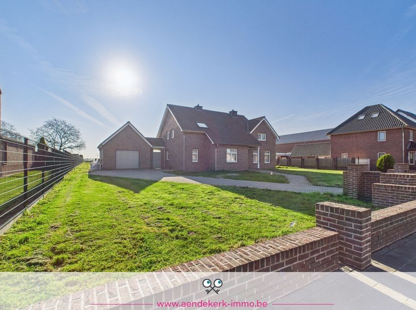 Maison à vendre
                    à 3640 Ophoven